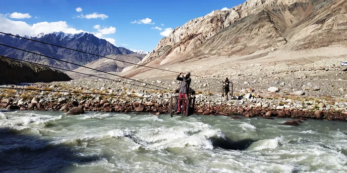 Crossing the Balankiik River - My, Mountain river, Crossing, The mountains, Tajikistan, The photo