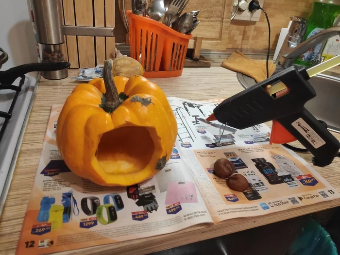 Our Halloween pumpkin - My, Halloween Contest, Kindergarten, Needlework, Longpost, Needlework without process, Halloween pumpkin, Spider, Pumpkin, Web, Crafts