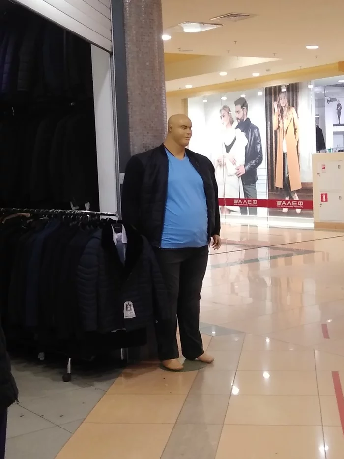 Finally a realistic mannequin - Dummy, Thick, Thick