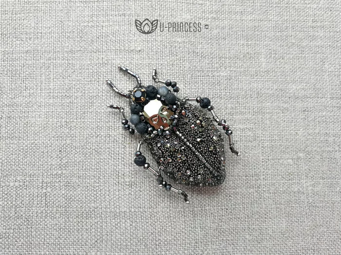 Beetle brooch with crystal in the shape of a skull - My, Brooch, Beads, Handmade, Scull, Needlework without process, Hobby, Friday tag is mine, Longpost