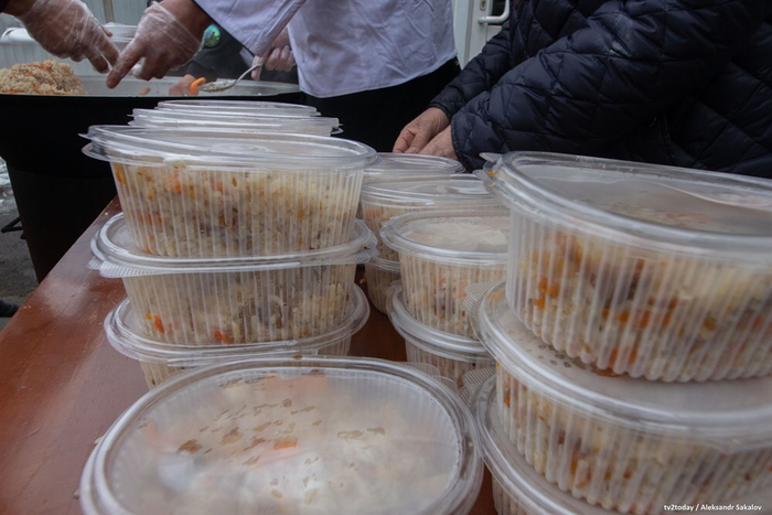 «Зарплата — это одно, так благодарить — совсем другое». Узбеки готовят плов для врачей Узбеки, Волонтерство, Врачи, Плов, Томск, Коронавирус, Доброта, Длиннопост, Позитив «Зарплата — это одно, так благодарить — совсем другое». Узбеки готовят плов для врачей Узбеки, Волонтерство, Врачи, Плов, Томск, Коронавирус, Доброта, Длиннопост, Позитив