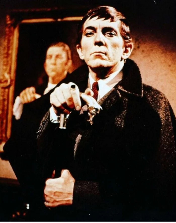 Warner Bros. abandoned the idea of ??rebooting Dark Shadows - Warner brothers, Company, Film Dark Shadows, Vampires, Horror, Gothic