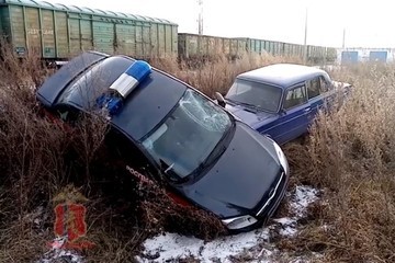 A drunken idiot rammed a National Guard car in the Krasnoyarsk Territory. Chase video - news, Incident, Погоня, Road accident, Krasnoyarsk region, Uzhur, Video, Negative