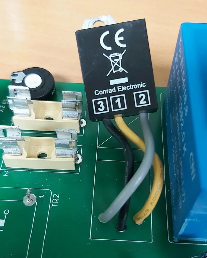 Help identify the element - Radio amateurs, Radio parts, Radio