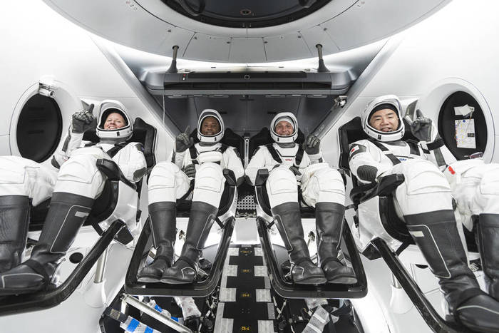 ""     , , SpaceX, , Dragon 2, 
