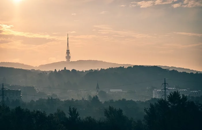 Bratislava TV Tower - My, The photo, Slovakia, Bratislava, TV tower, Morning, dawn, Fujifilm