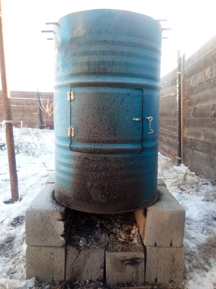 Smokehouse for 1000 rubles - Smokehouse, Barrel, With your own hands, My house, Dacha, Hot smoking, Smoking, Life hack, Longpost