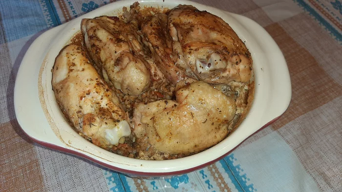 Buckwheat with chicken in the oven - My, Cooking, Second courses, Buckwheat, Hen, Oven, Video recipe, Video, Recipe