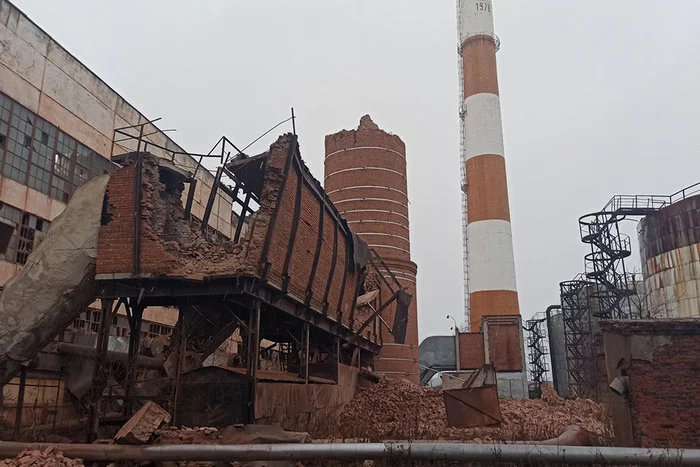 In Vologda, a boiler house pipe collapsed at the PZ: 41 thousand people lost heat - Crash, Vologda, Negative