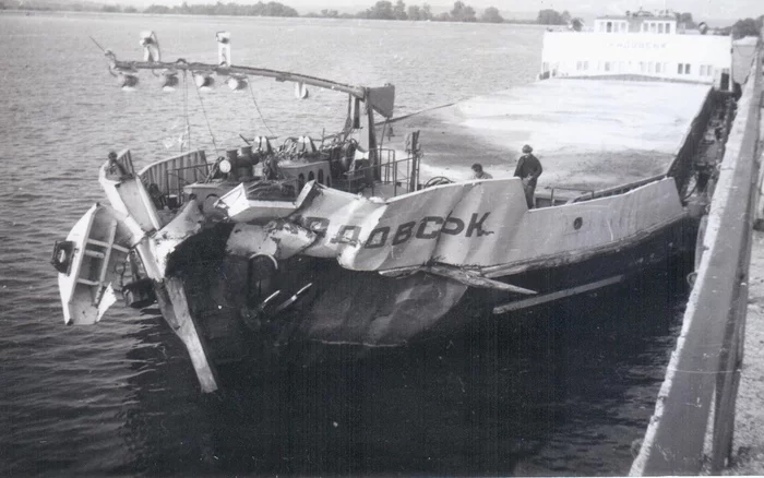 Skadovsk, which will definitely not sail away - Chernobyl, Skadovsk, Ship