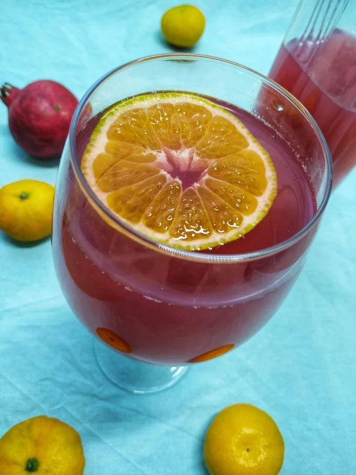 Winter pomegranate juice with mandarin - My, Liquid, Water, Vitamins, Tangerines, Recipe, The photo, Mobile photography