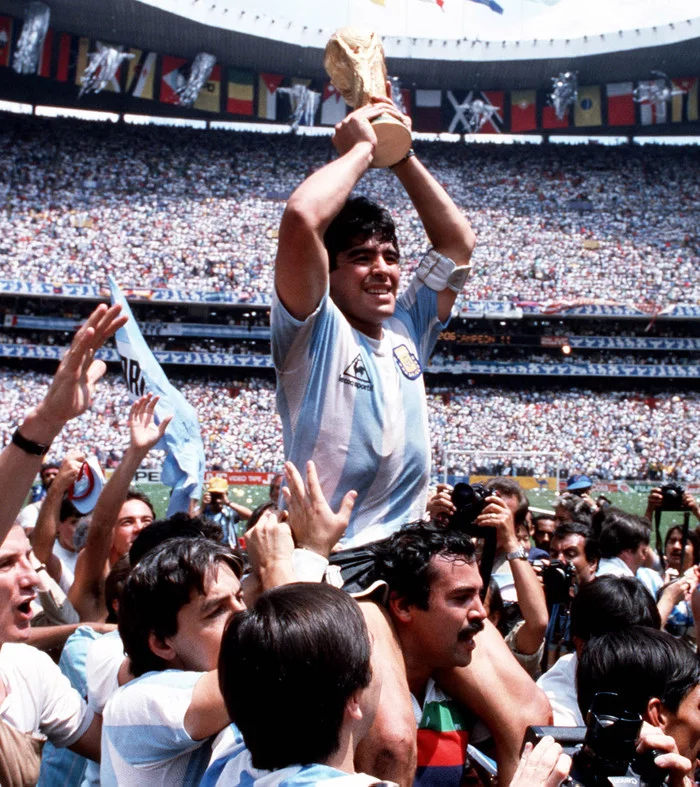 Farewell legend - Sadness, Football, Legend, Prominent figures, Diego Maradona, Footballers, Death