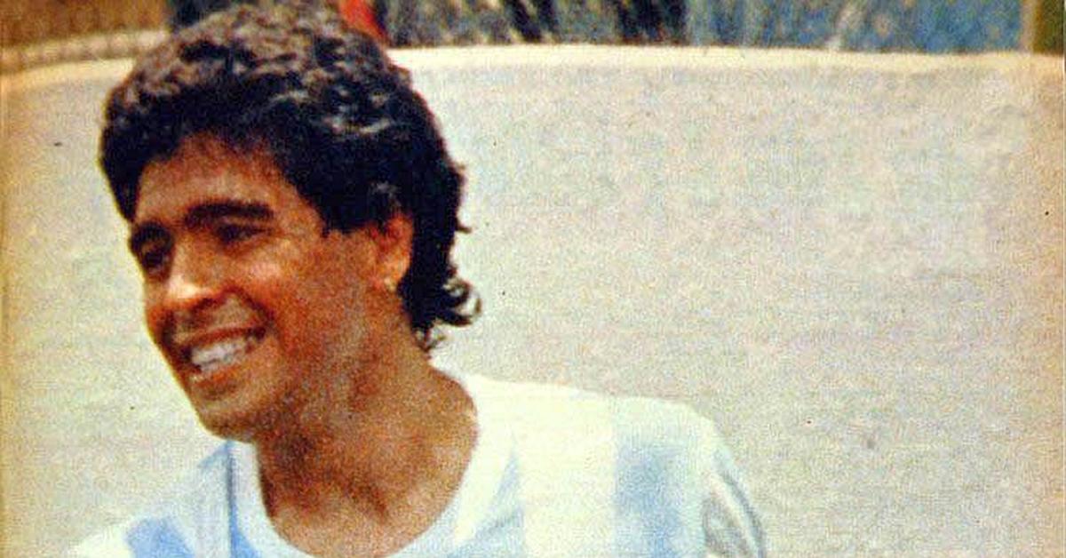 Умер Диего Армандо Марадона | Пикабу