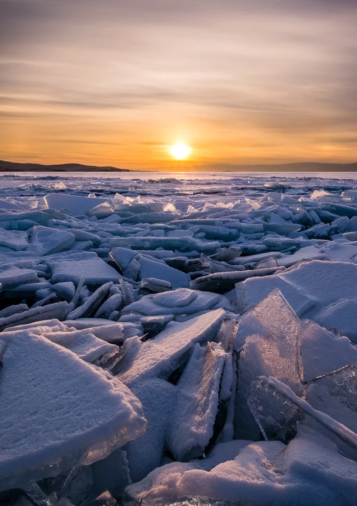 Sunset on the hummocks - My, Baikal, Siberia, Winter, Ice, Sunset, The nature of Russia, Nature, The photo, Landscape, Snow