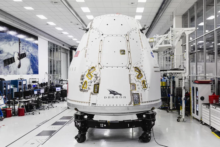 On December 5, SpaceX will launch the Dragon 2 spacecraft in transport configuration for the first time, delivering microbes for mining - Spacex, Cosmonautics, Space, Spaceship, Technologies, USA, ISS, The Dragon, Microbes, Asteroid, The science, Longpost