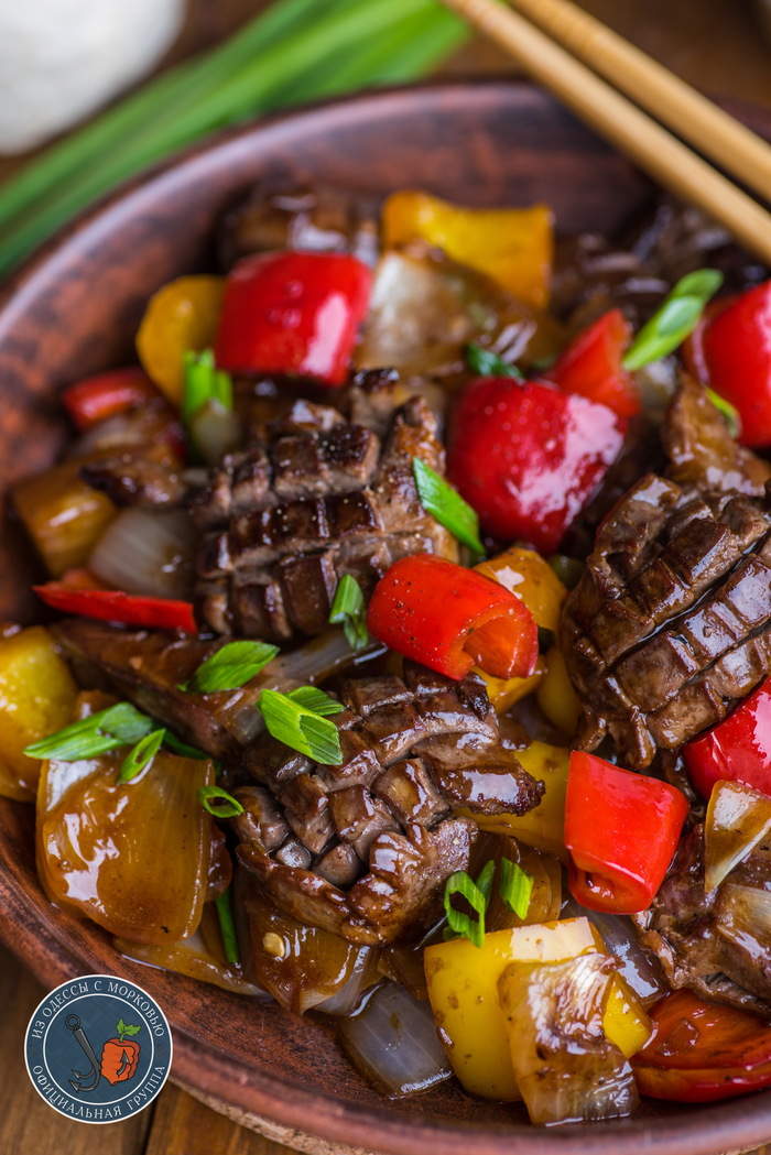 Пожарить желудки с овощами