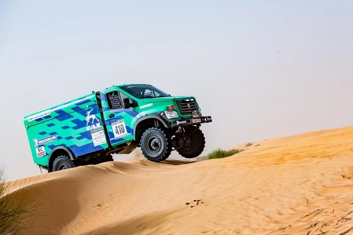 Про ралли-рейд Газонов в Африке Работа, Заграница, Мат, Иностранцы, Гонки, Автоспорт, Длиннопост