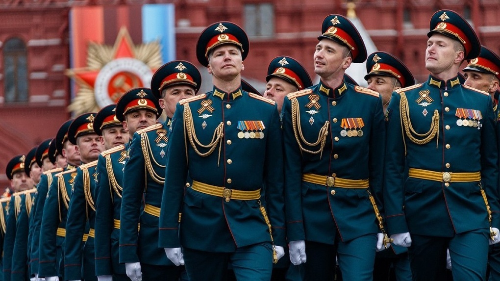 In the new buttonholes of officers of the Armed Forces of the Russian Federation, they saw a resemblance to the fascist uniform. - Army, Insignia, Wehrmacht