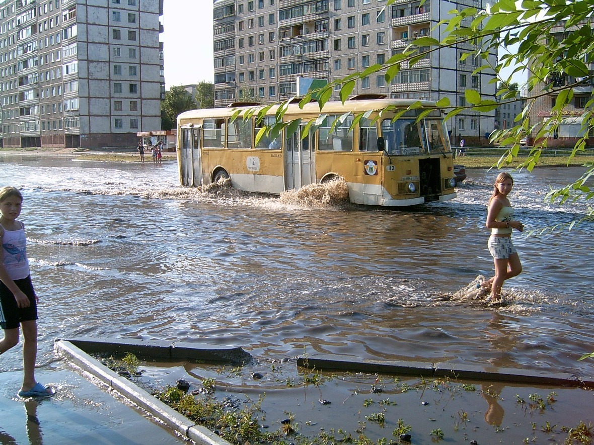 Children and the bus - Children, Bus, Transport, Town, Russia