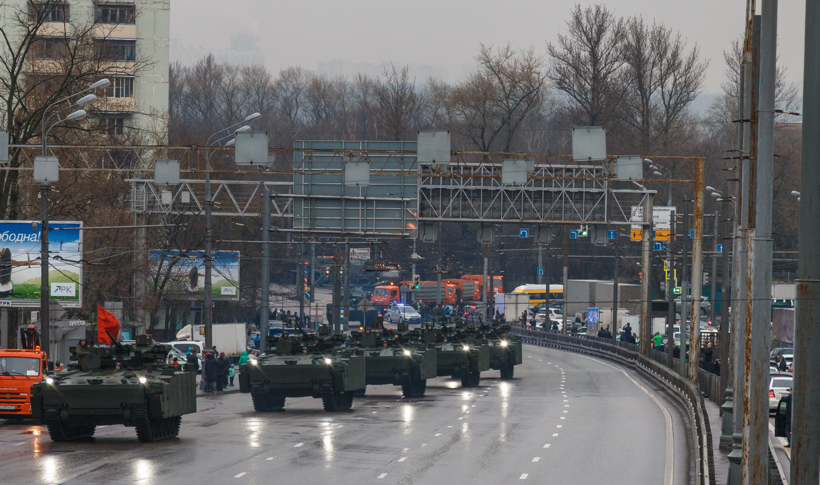 Немного различной техники с прошлогодней репетиции парада - Моё, Военная техника, Репетиция парада, Танки, Военная авиация, Москва, Длиннопост