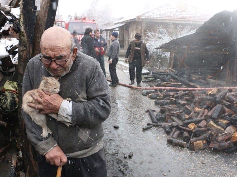 Tragedy and happiness in an instant - Grandfather, Turkey, cat, Fire, Longpost