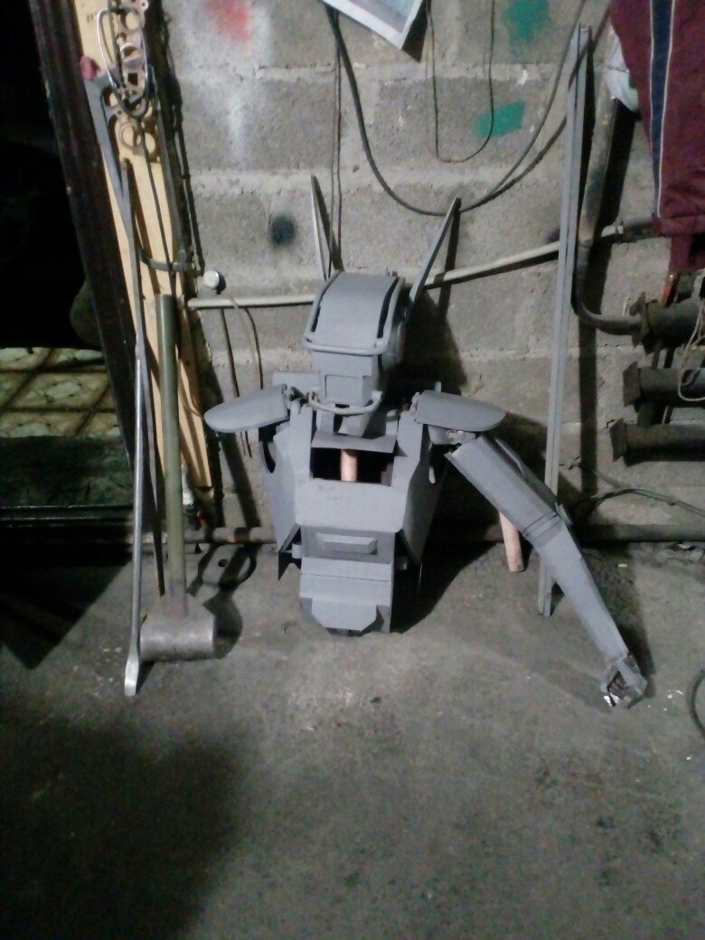 hobby welder - Hobby, Welder, Chappie, Wall-e, Longpost, Not mine