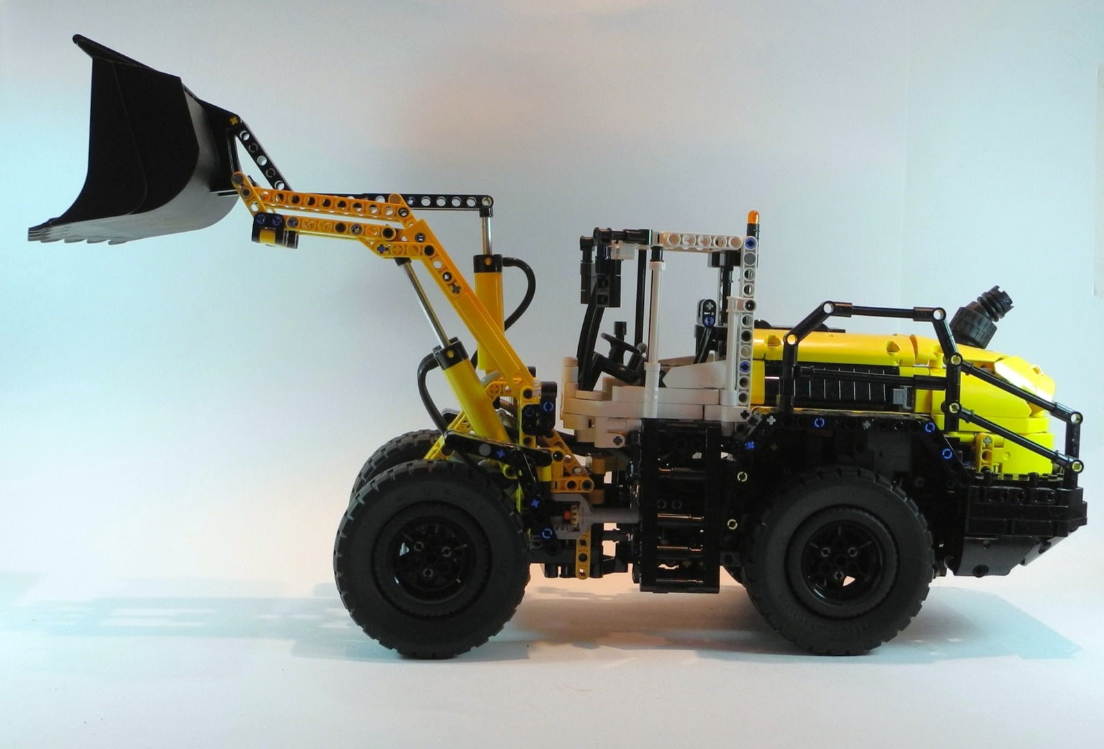 Самоделка из лего Liebherr L550 XPower - Моё, LEGO, Лего самоделка, LEGO technic, Liebherr, Строительная техника, Длиннопост