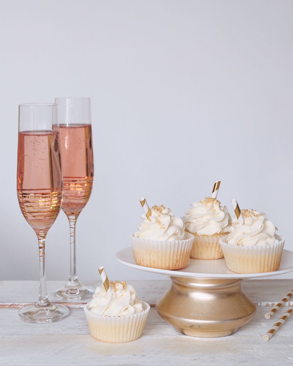 Rose champagne cupcakes. - My, Recipe, Cupcakes, Champagne, Wine, A sparkling wine, Longpost