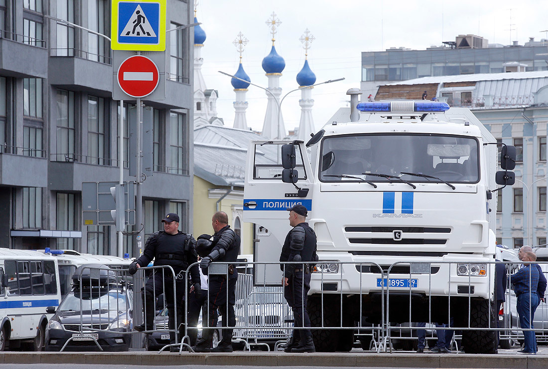 You do not reflect or the Ministry of Internal Affairs promised to strictly suppress violations at mass actions before the elections - Alexey Navalny, Ministry of Internal Affairs of the Russian Federation, Ministry of Internal Affairs, Elections, Bloody regime, Repression, Rally, Politics, Longpost