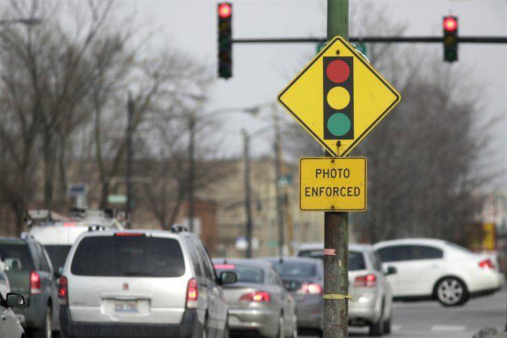 When you shorten the duration of yellow traffic lights in the city by 0.1 seconds - Chicago, Solution, Traffic lights