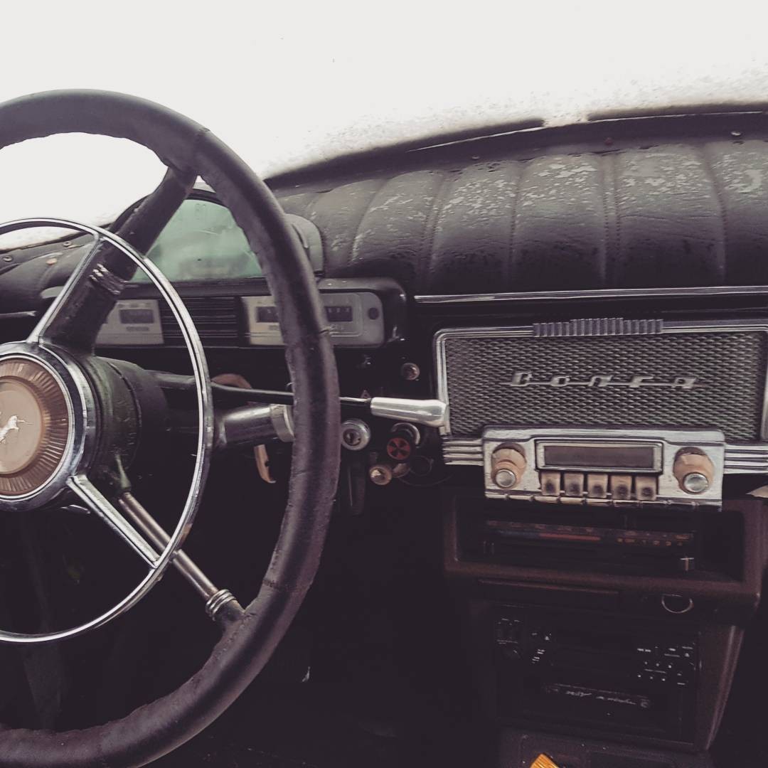 beautiful snowdrop - My, Volga, Saint Petersburg, The photo, Retro car, Snow