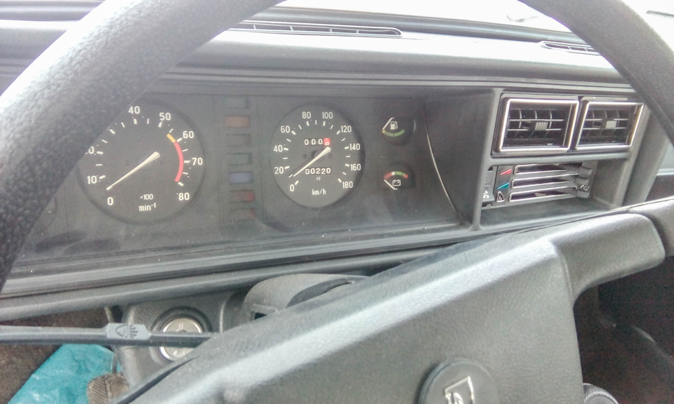 Time capsule: VAZ-2107 of 1988 with a mileage of 220 km - Auto, Interesting, Longpost, Drive2, Time capsule, Find, Video