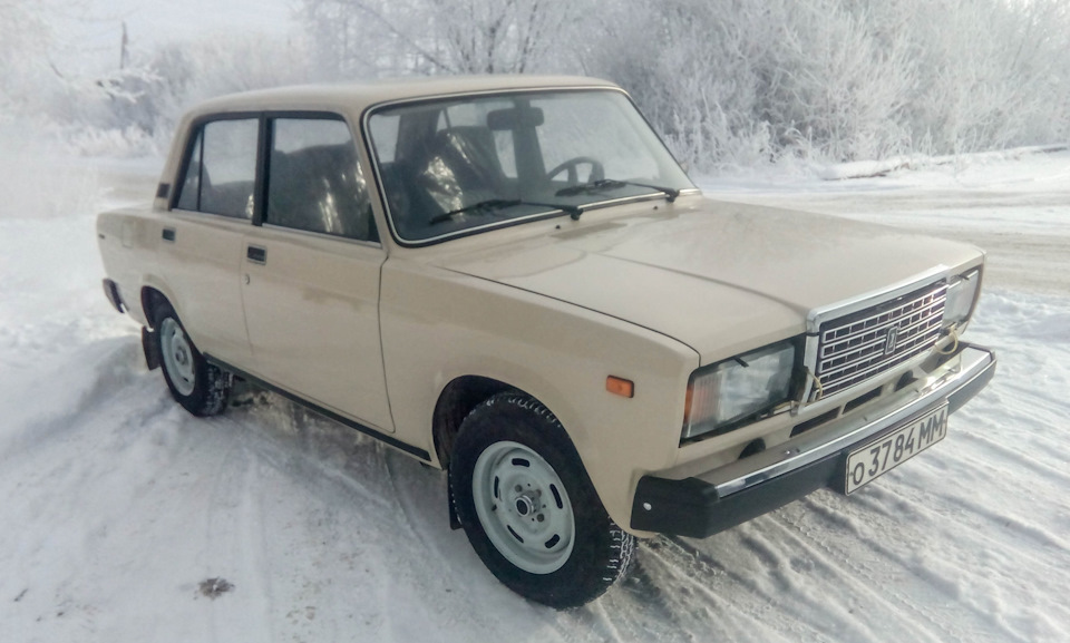 Time capsule: VAZ-2107 of 1988 with a mileage of 220 km - Auto, Interesting, Longpost, Drive2, Time capsule, Find, Video