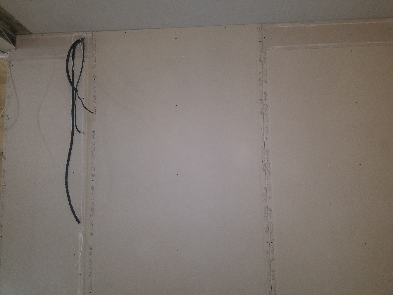 Выравнивание стен в хрущевке своими руками