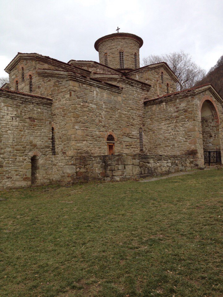 Karachay-Cherkess Republic. - My, Travel across Russia, The mountains, Church, Snow, Karachay-Cherkessia, Nature, Longpost