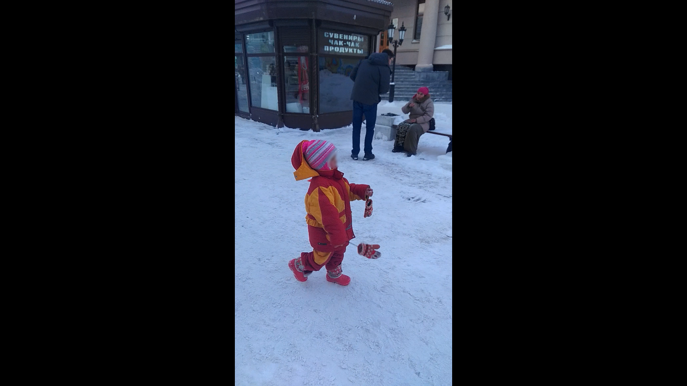 Beggars with children are not afraid of anything in the center of Kazan - My, Beggars, Kazan, Centre, Children, Police, Longpost