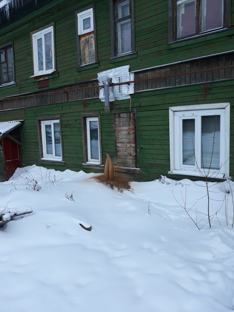 Monument housing and communal services of Arkhangelsk - Arkhangelsk, Housing and communal services, The rocks