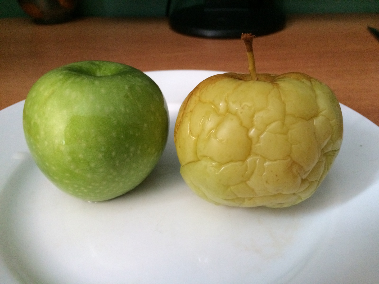 plastic apples - My, Soaked apples, What we eat