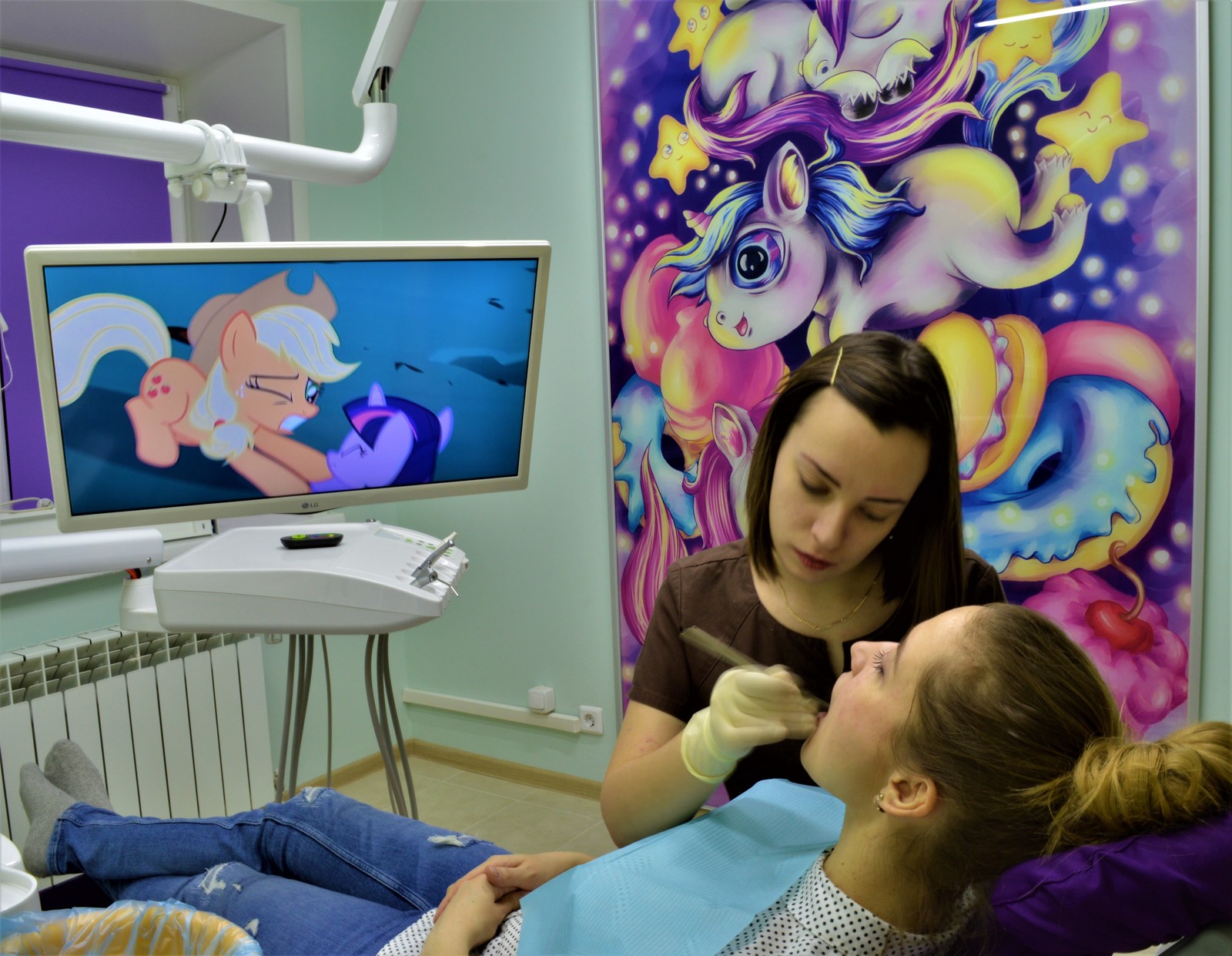 The perfect combination of life and cartoon - My, Dentistry, The photo, Humor, Moment, My little pony