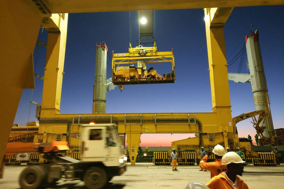 How BelAZs went to mine diamonds in Zimbabwe. Reporting from the other side of the world. - BelAZ, Zimbabwe, Diamond, Export, Longpost