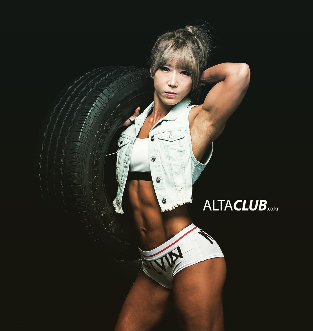 Lee Ji Hye (@viki1125) - , The photo, Strong girl, Sleep-Sleep, , Bodybuilders, Body-building, Longpost