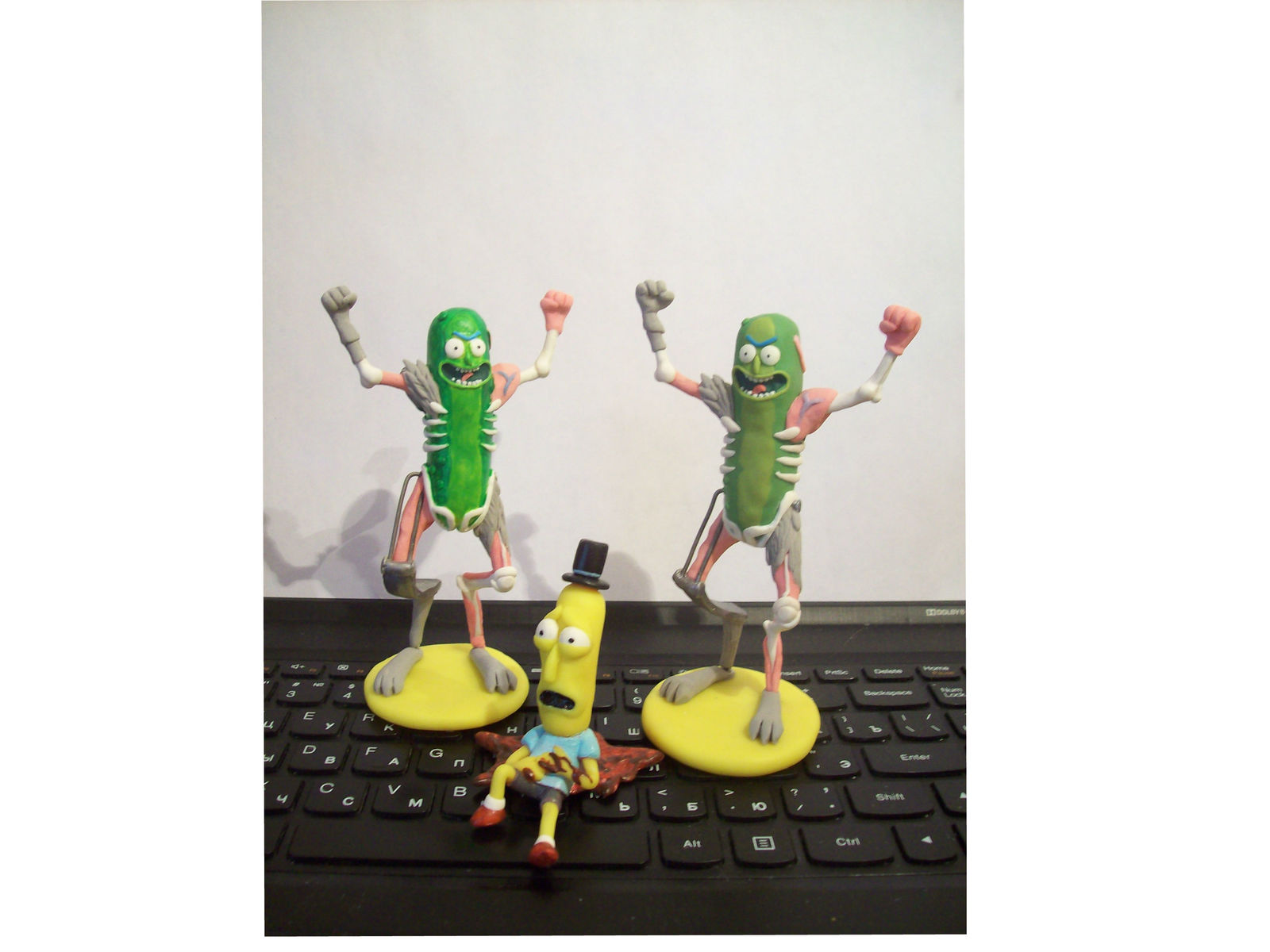 Pickle Rick and Mr. Asshole made of polymer clay - My, Polymer clay, Rick and Morty, Rick gherkin, Figurines, Needlework without process, Лепка, Sculpture, Srach