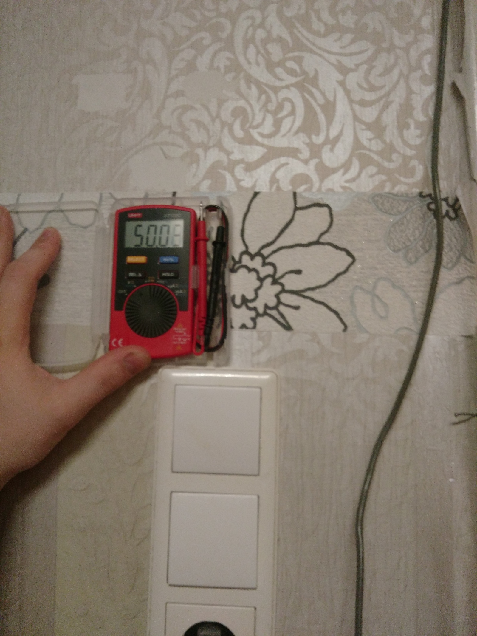 Non-contact detection of wiring with a multimeter (non-traditional method) - My, Electrician, Buried wiring, Frequency, Multimeter, Longpost