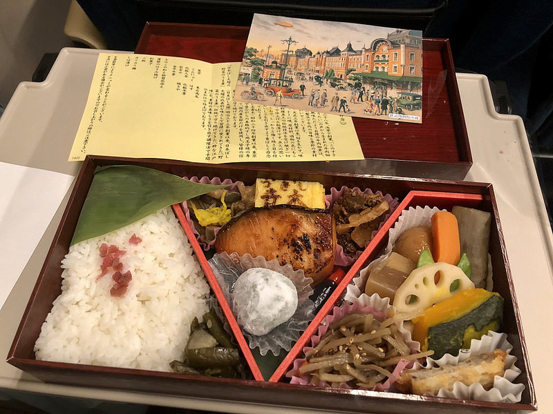 What do they eat at the train station in Tokyo. - Japan, Railway station, Longpost, Fast food, The photo