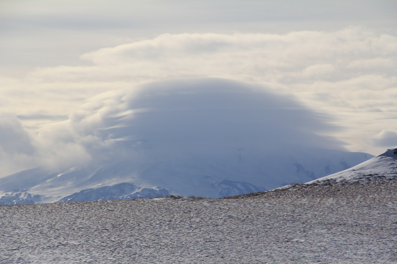 Sketches from work. Elbrus and clouds, white-maned .... - My, The photo, Nature, Longpost, Elbrus, Sky, Clouds