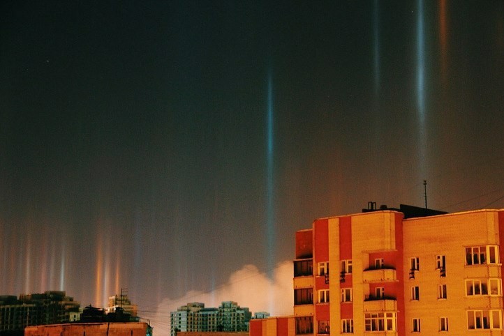 Light pillars in St. Petersburg - Saint Petersburg, Night, Unusual, Light poles, , The photo, Longpost