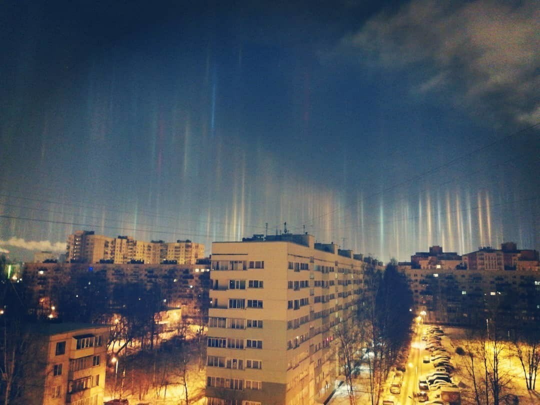 Light pillars in St. Petersburg - Saint Petersburg, Night, Unusual, Light poles, , The photo, Longpost