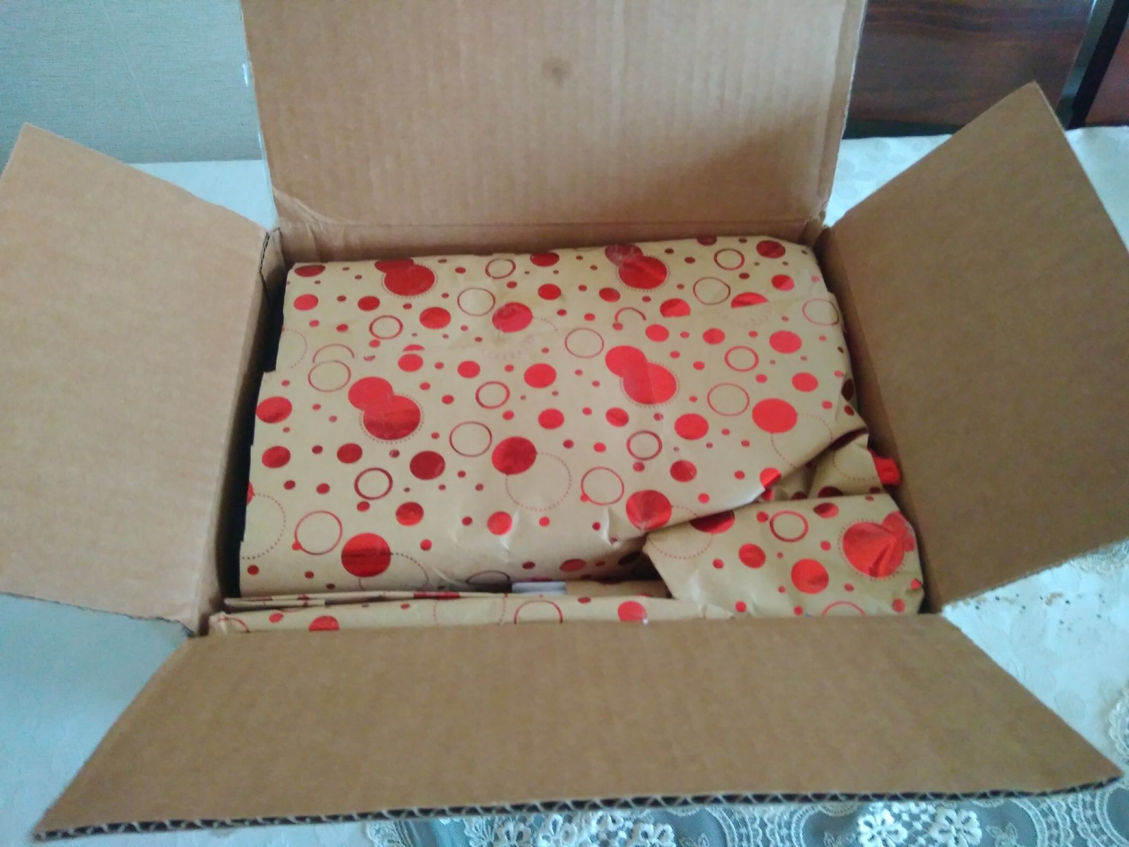 New Year's gift from altruist: USA (California) -> Azerbaijan (Baku) - My, Gift exchange, New Year's gift exchange, Longpost, Altruism, Gratitude, Joy, Magic, GIF, Secret Santa