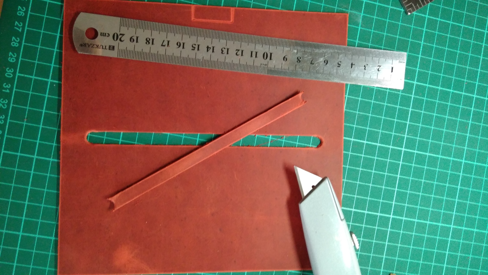 Wallet in red part 1. - My, Needlework with process, Leather craft, Master Class, Wallet, Longpost