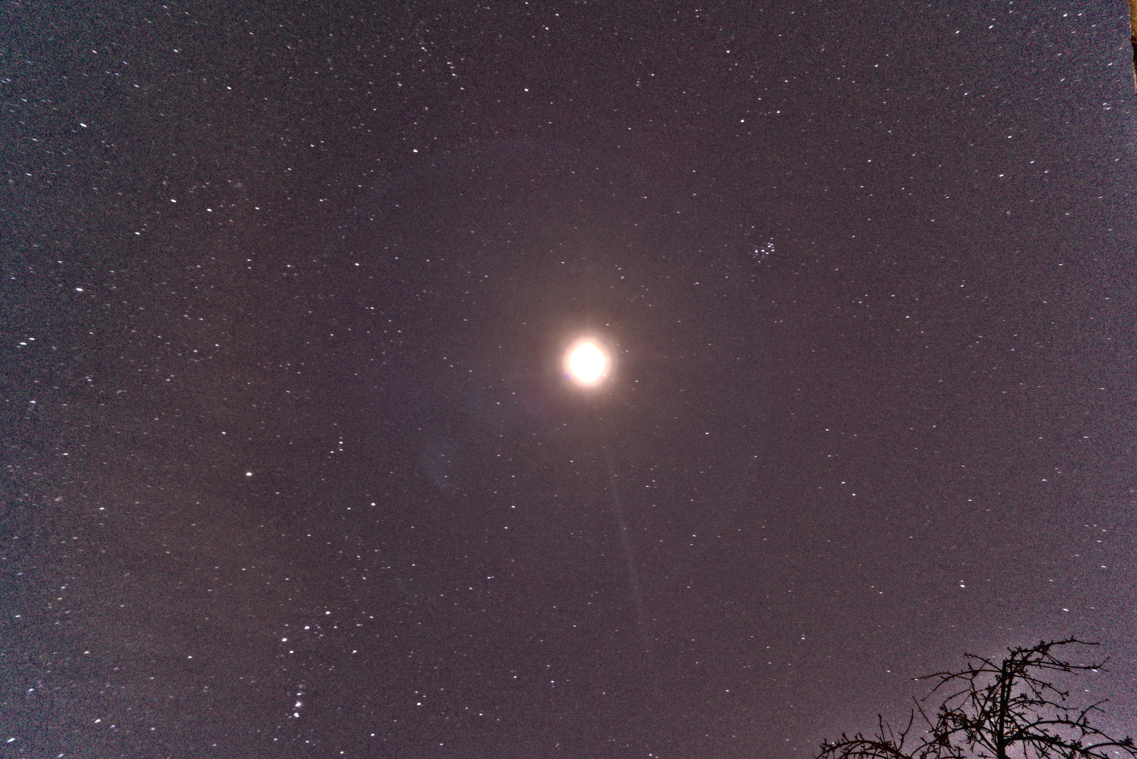 Lunar halo - My, , Starry sky, Night shooting, Astrophoto, Glare, Night, Stars, Stars